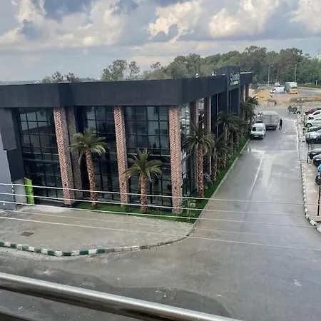 Newly Modern 2 Bedroom In Famagusta & Netflix *