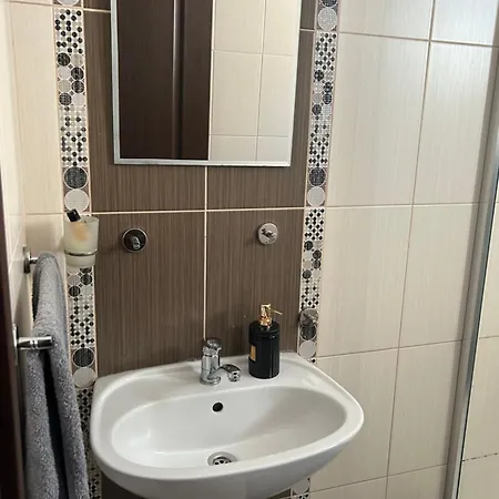 Newly Modern 2 Bedroom In Famagusta & Netflix * Famagusta (Northern Cyprus)